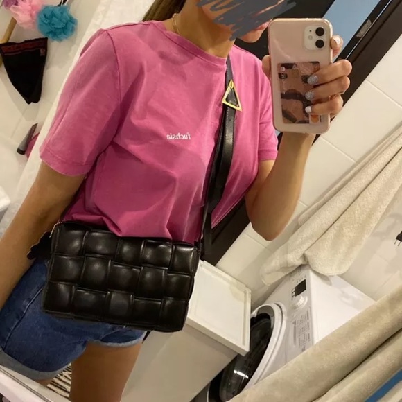 NWT Black Padded Cassette Bag Luxury looking purse - Picture 3 of 7